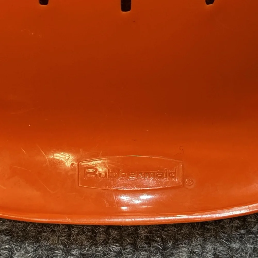 Rubbermaid vtg 1970